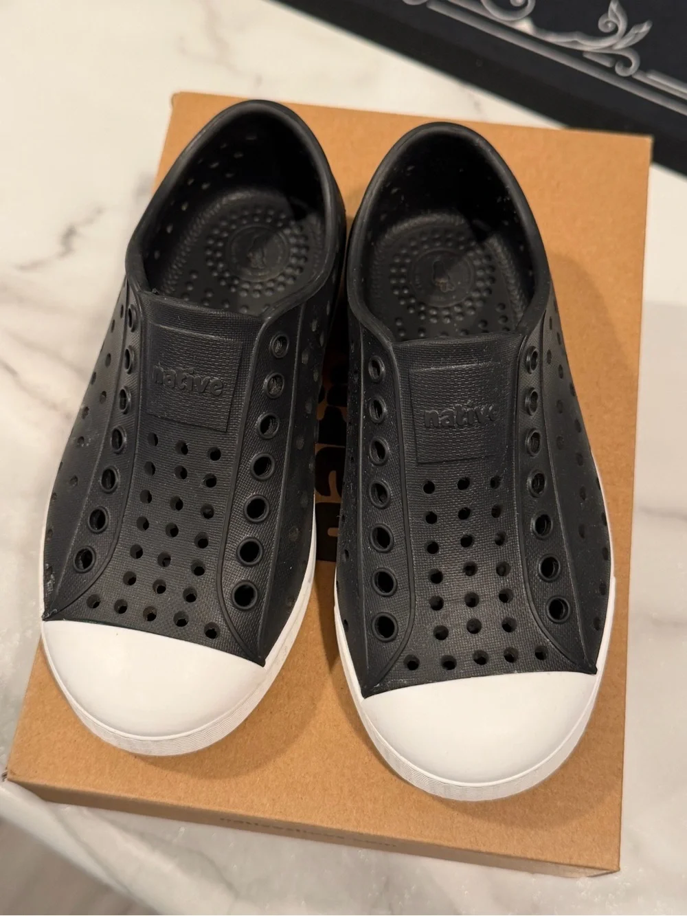 Native Jefferson Kids Water Shoes in Black and White